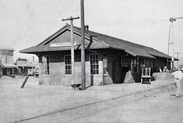 Tehachapi train depot - 1904